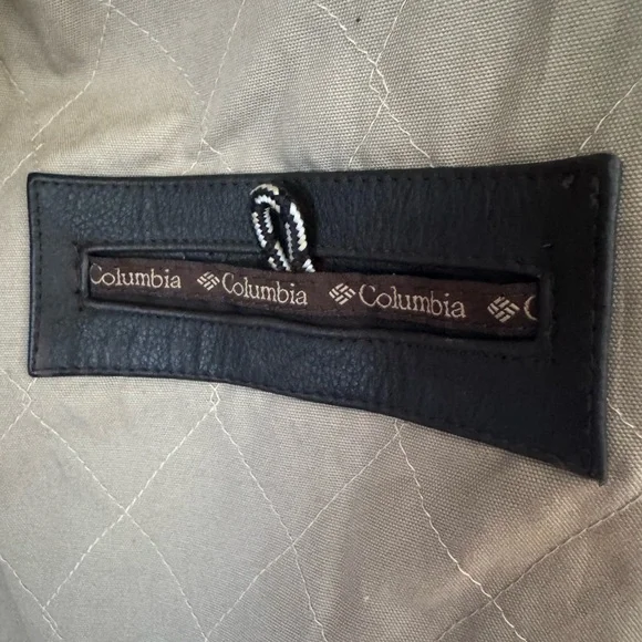 Columbia Men's Dark Brown Leather Jacket - Picture 3 of 9